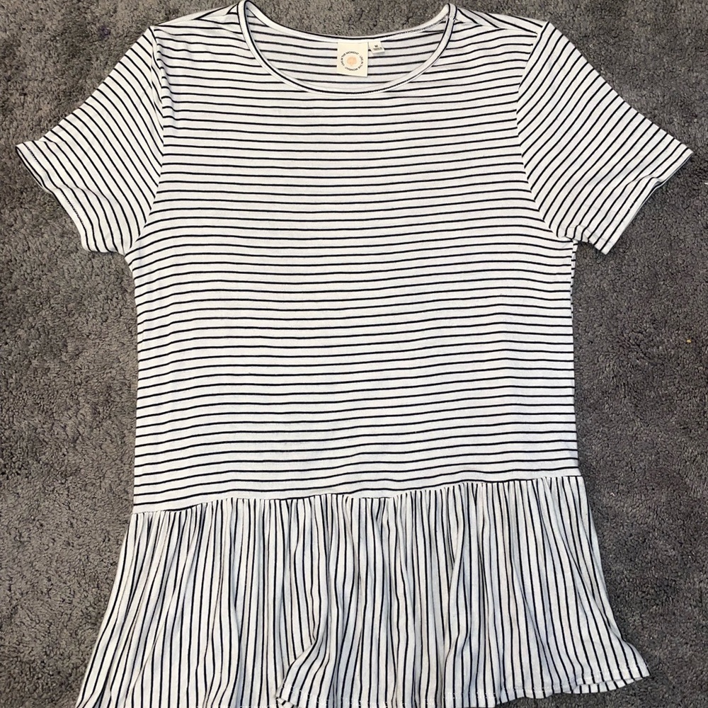 Live in the Moment striped short sleeve top